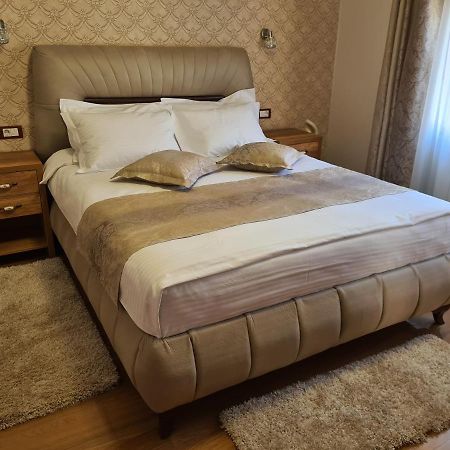 Apartmani Rajin Вршац Екстер'єр фото