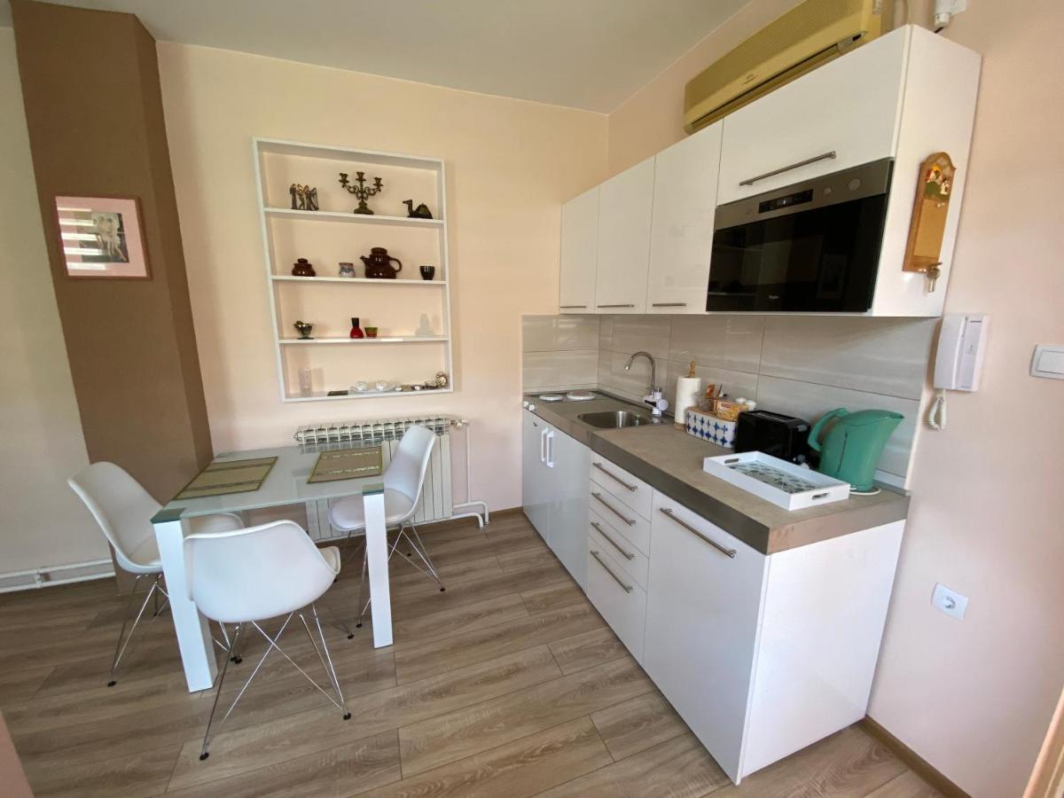 Apartmani Rajin Вршац Екстер'єр фото