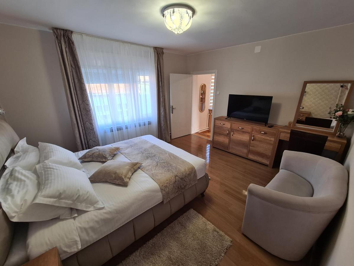 Apartmani Rajin Вршац Екстер'єр фото