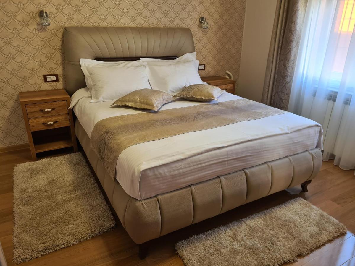 Apartmani Rajin Вршац Екстер'єр фото